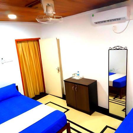 Sobaya Apartment Анурадхапура Екстериор снимка